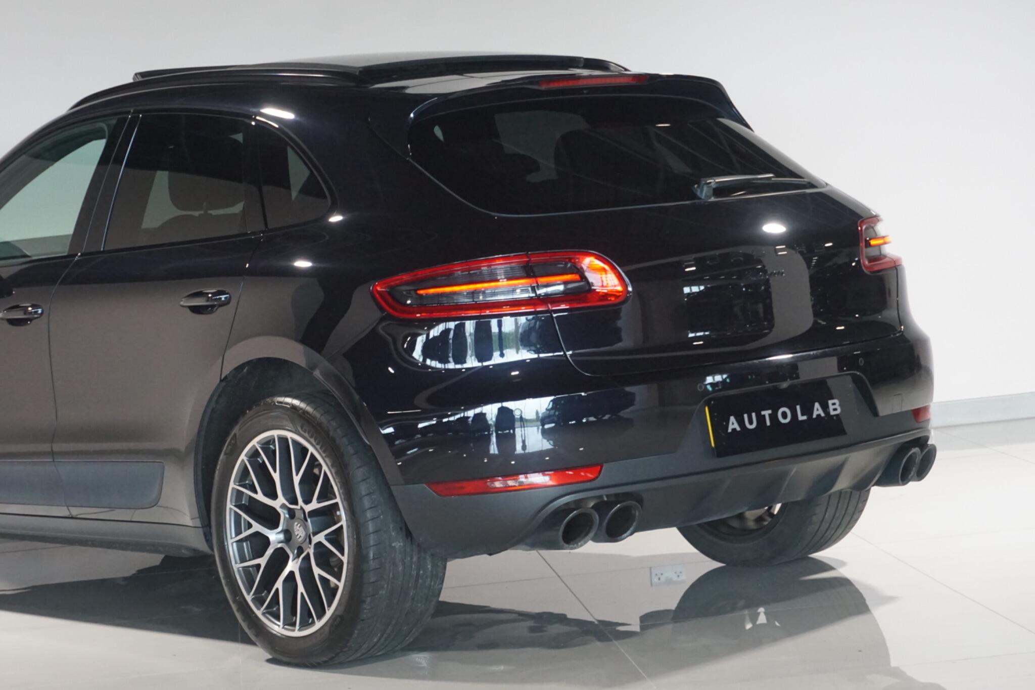 Porsche Macan 2.0T SUV 5dr Petrol PDK 4WD Euro 6 (s/s) (252 ps)